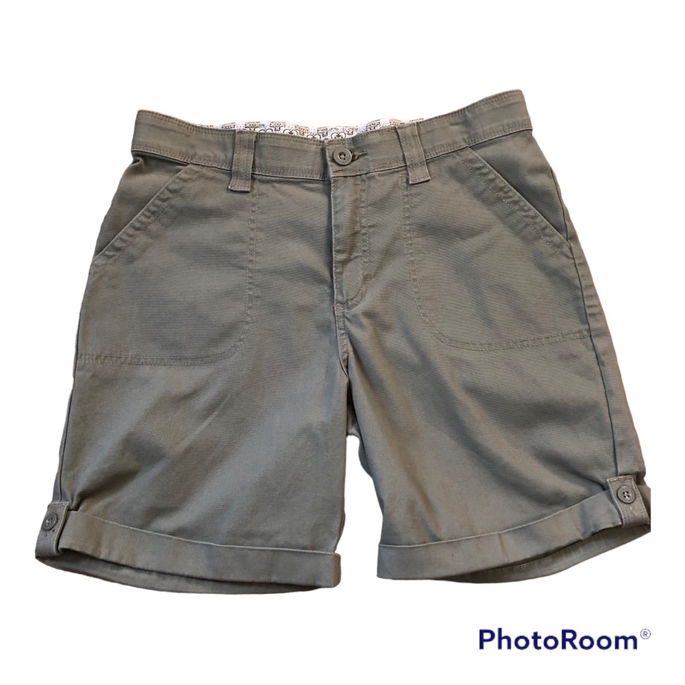 Lee 1889 green canvas like flat front shorts size 10 medium cotton spandex